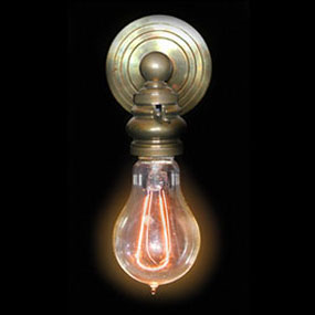 F1920 Double Loop Filament Ferrowatt Bulb